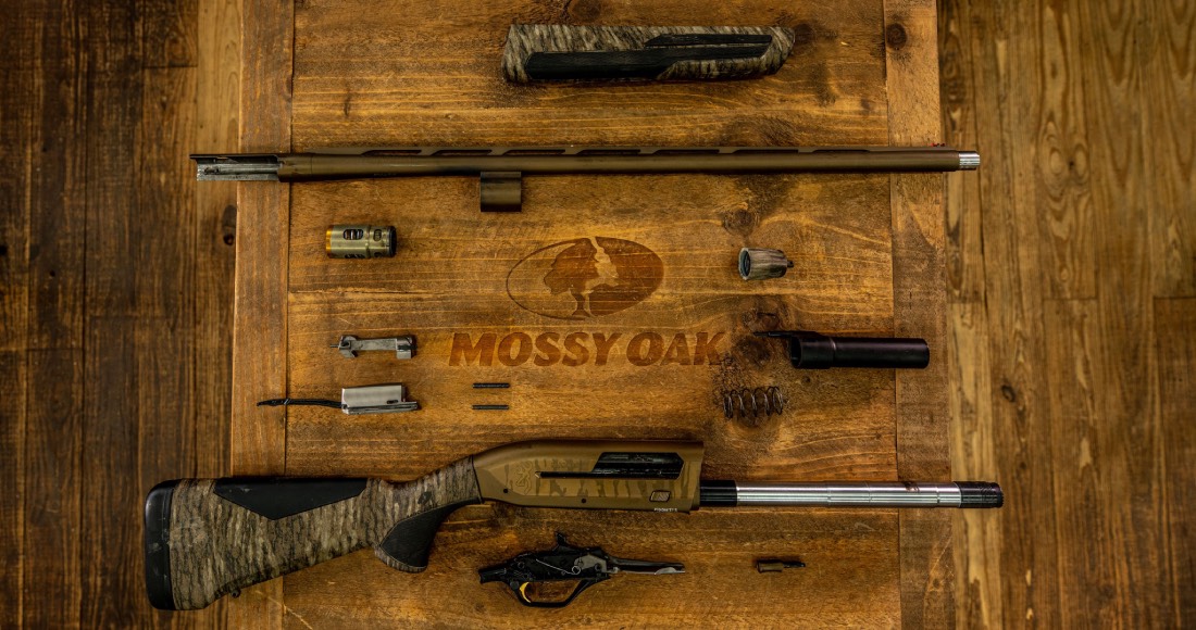 Browning Maxus II Wicked Wing Disassembly for Cleaning Mossy Oak